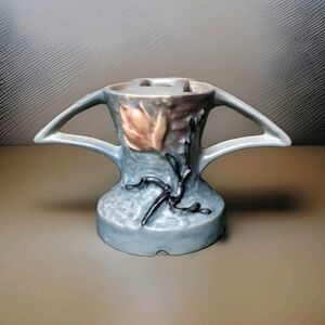 CIRCA 1943 ROSEVILLE POTTERY MAGNOLIA BLUE FLOWER FROG 49